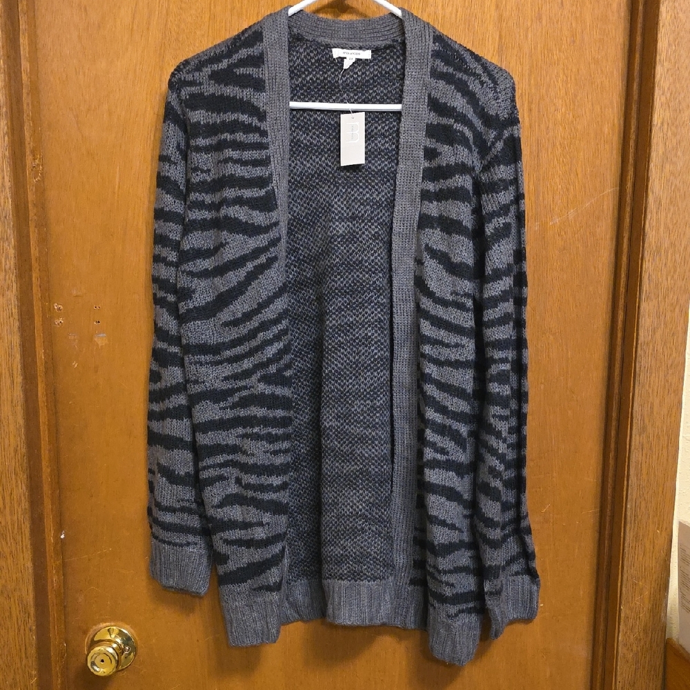 Maurices Zebra Patterned Cardigan in Gray and Black
